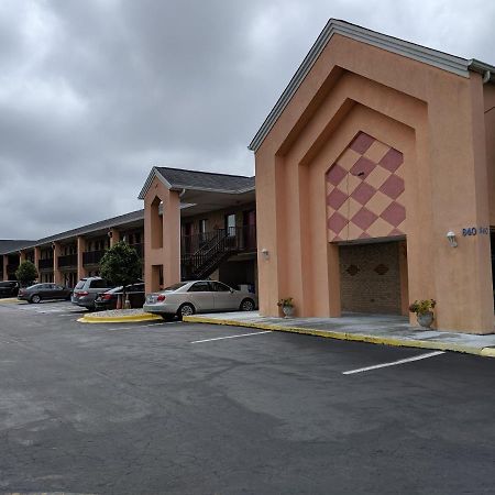 Economy Inn Express Rock Hill Exteriör bild