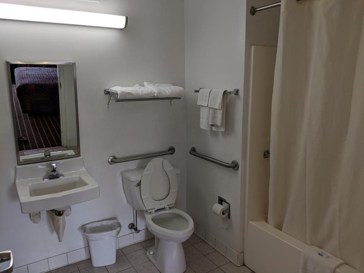 Economy Inn Express Rock Hill Exteriör bild